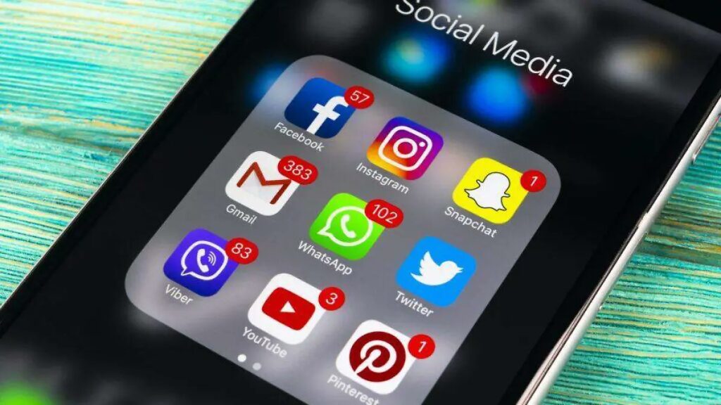 Impulsan medidas para que plataformas digitales eliminen y prohíban contenidos violentos